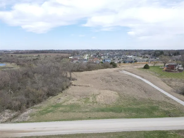 1000 N Y St, Indianola, IA 50125