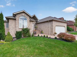 2703 Lombardy Cres, Lasalle, ON N9H 2L7