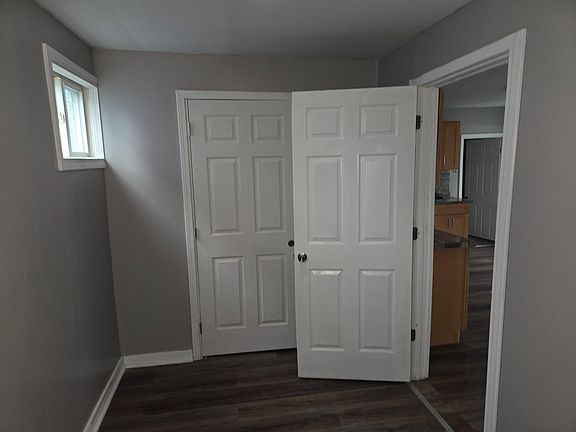 5th image of 220 Metcalfe St