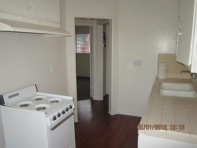 For Rent $850.00 1BR, 1BTH, El Sereno, close to shops and retaurants. — in El 
