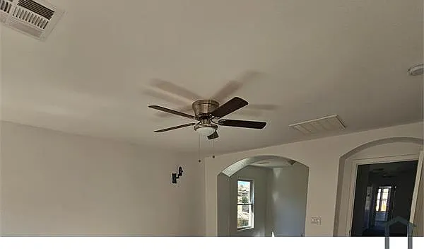 18293 W Elm St — Photo 12
