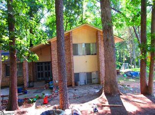 203 Newgate Dr, Simpsonville, SC 29681
