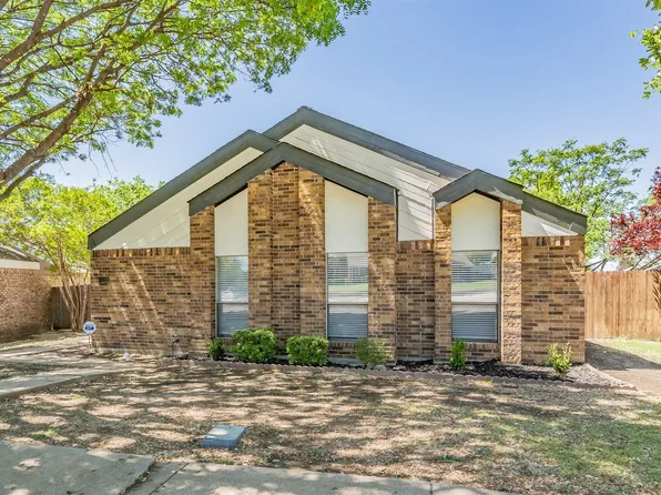 4052 La Costa Ct, Irving, TX 75038