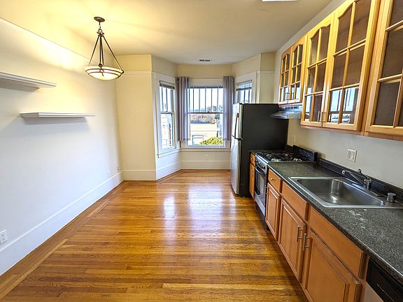 4th image of 1845 Lake St #5