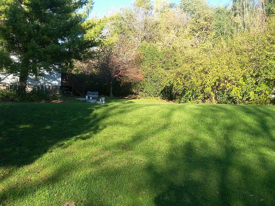 2nd image of N118W20294 Creek View Ln