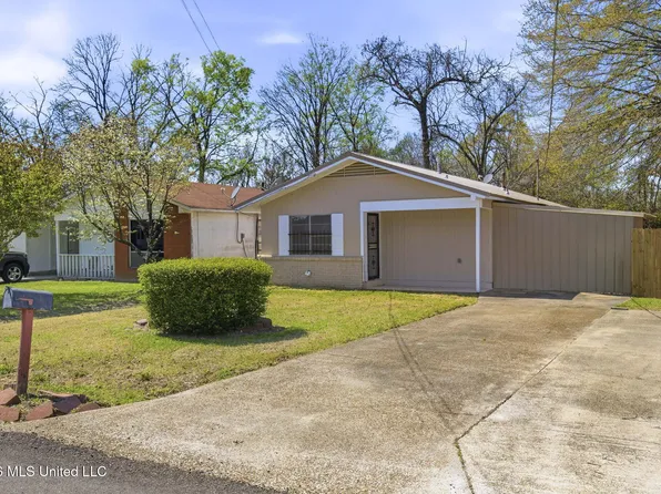 1627 Barnwell St, Yazoo City, MS 39194
