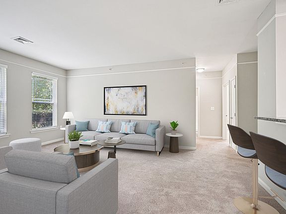 5th image of 100 Cobblestone Dr #1306