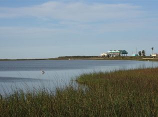 1090 Odem Rd, Gilchrist, TX 77617