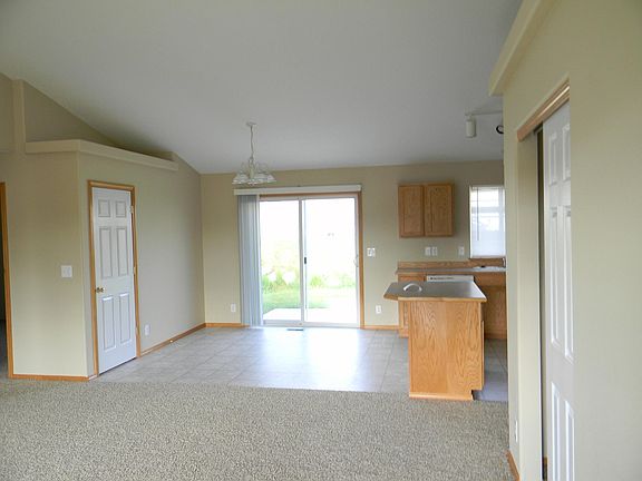 2nd image of 2760 N Cochise St