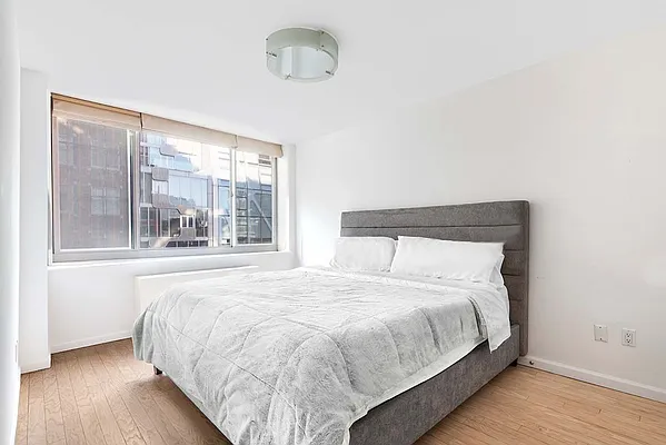 Rented by Compass | media 22