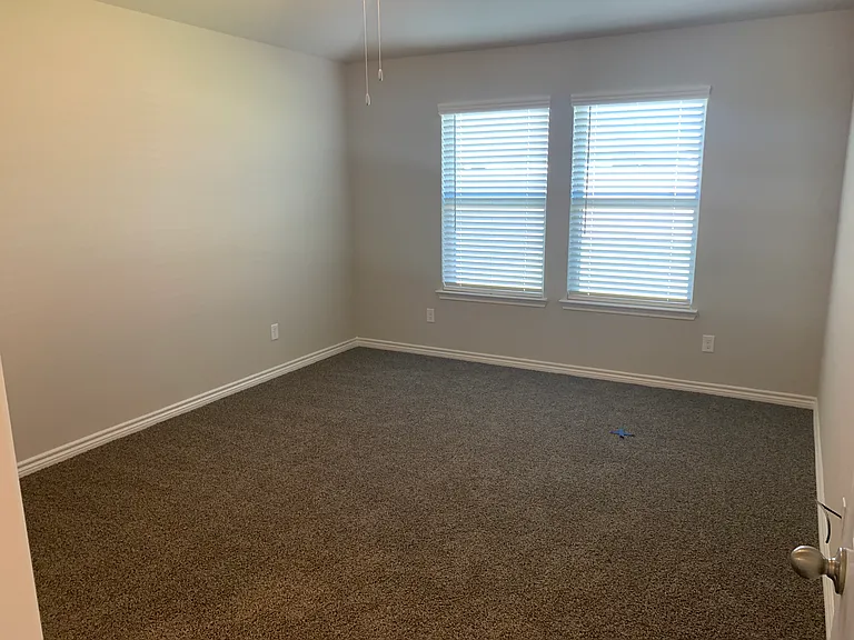 2111 Chief St — Photo 13