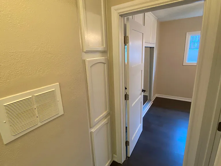 13851 S McClure Ave — Photo 16