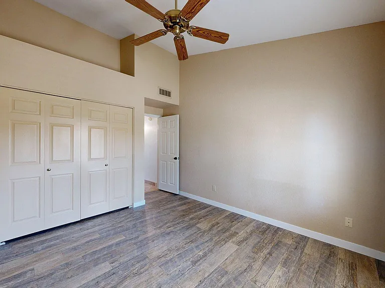 10575 E Mission Ln — Photo 10