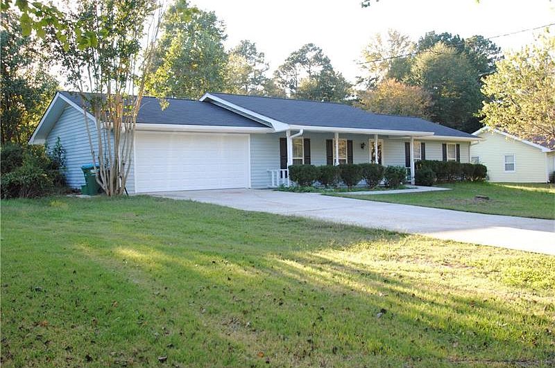 1st image of 2227 Windsor Dr