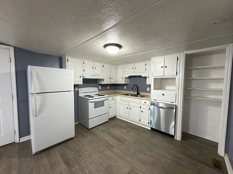 2233 Ladd Springs Rd SE — Photo 6