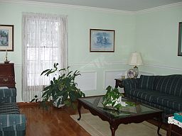 2nd image of 18 W Gate Dr