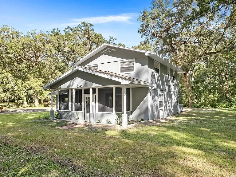 25027 Holden Dr — Photo 29