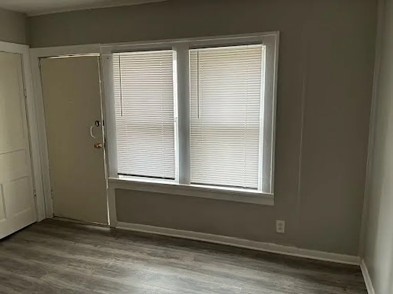 1532 S 13th St — Photo 11