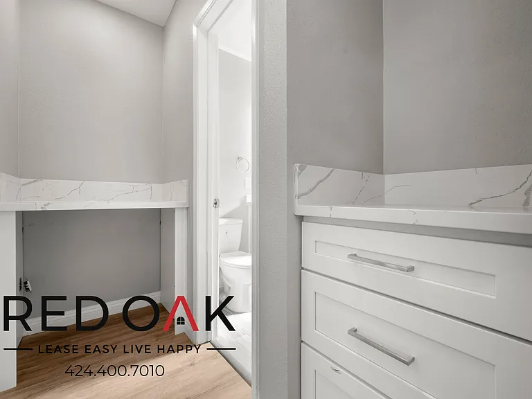 8015 S Western Ave #5 — Photo 13