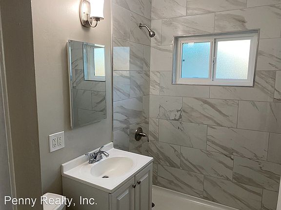3rd image of 4509 Bond St