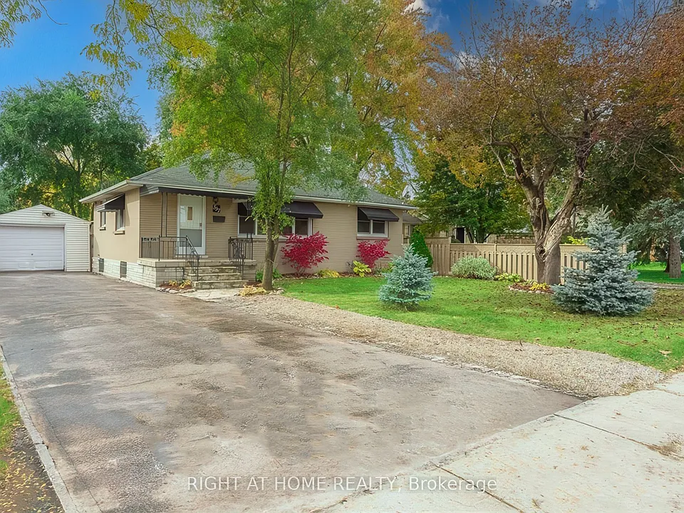 537 Clarke Rd #B