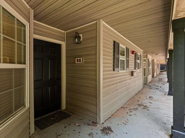 516 Holly Trl E Unit 96, Hawkins, TX 75765