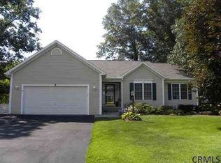 5 Donswood Ct, Clifton Park, NY 12065