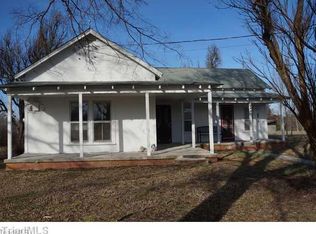 4365 Brower Mill Rd, Seagrove, NC 27341