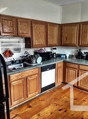 4th image of 179 Babcock St #3MA
