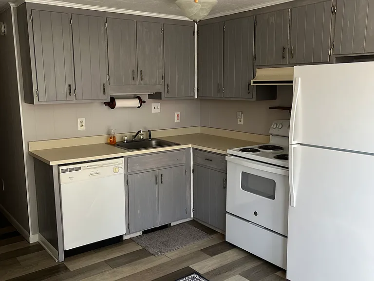 198 Jefferson Rd #1 — Photo 10