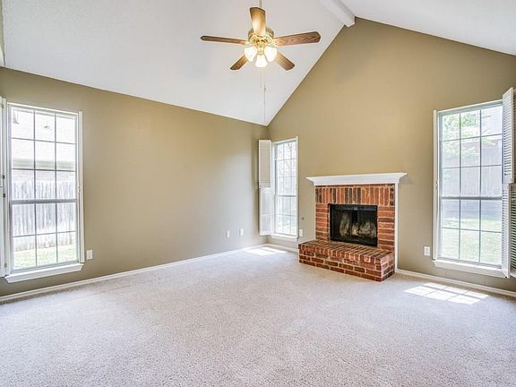 2nd image of 7412 Mesa Verde Trl