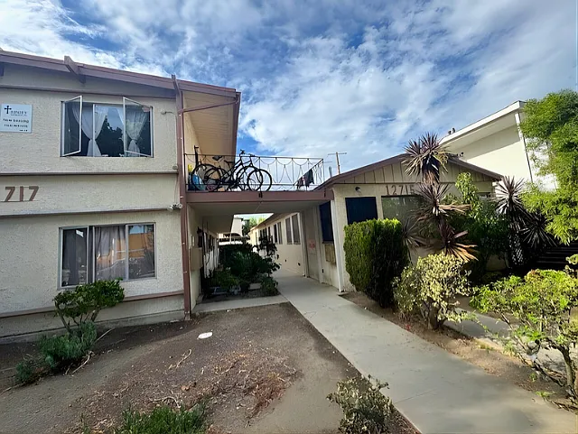 12715 Venice Blvd #1