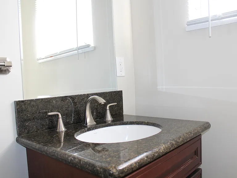6236 La Mirada Ave #3 — Photo 9