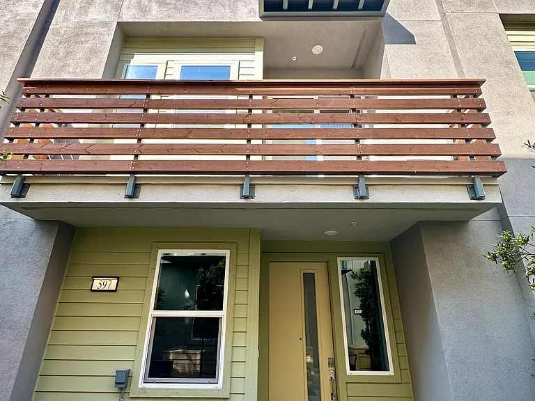597 Somi Ct — Photo 2