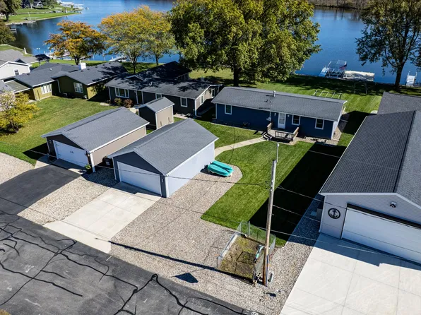 455 Sycamore Dr, Coldwater, MI 49036