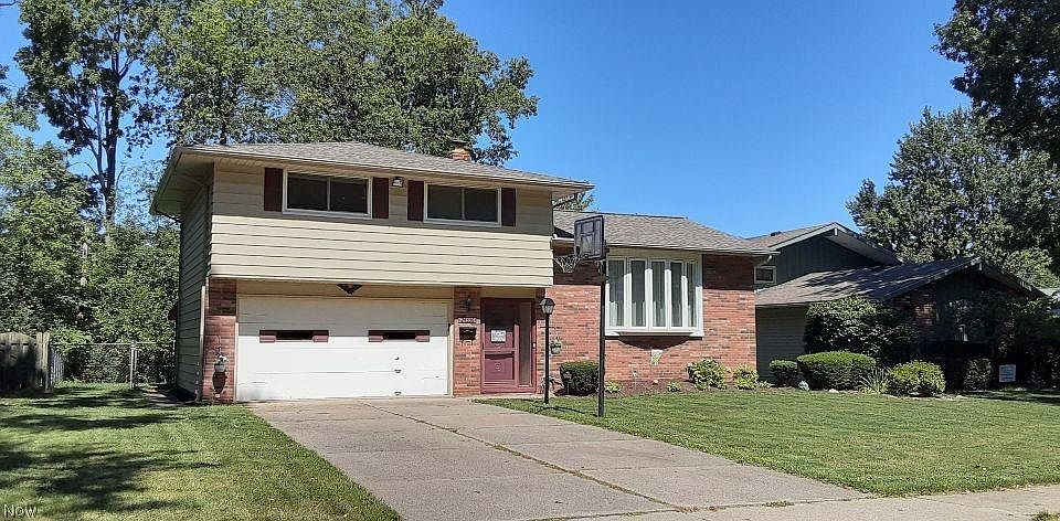 1st image of 24336 Noreen Dr