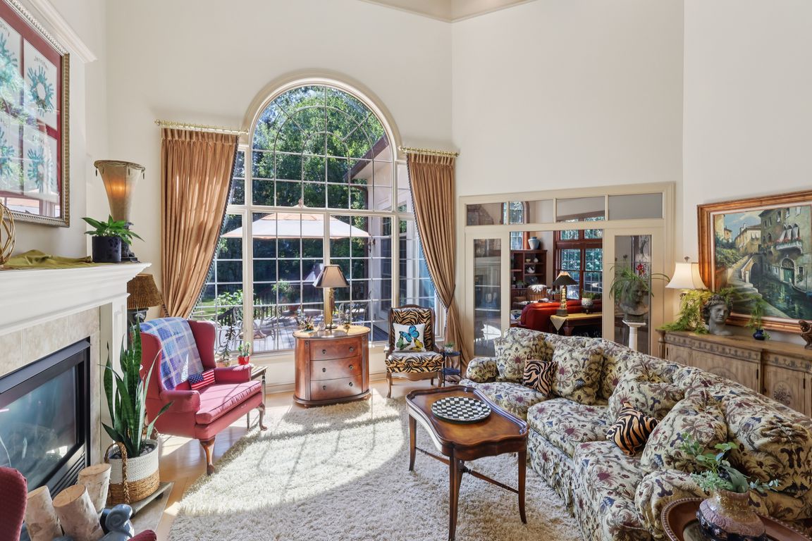 Broughton Cir-S2307-012.jpg