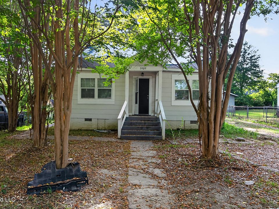 1st image of 3032 Windsor Ave