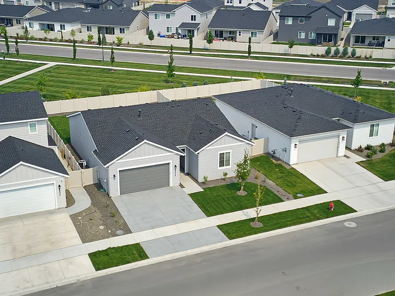 8876 W Tamworth Dr — Photo 22