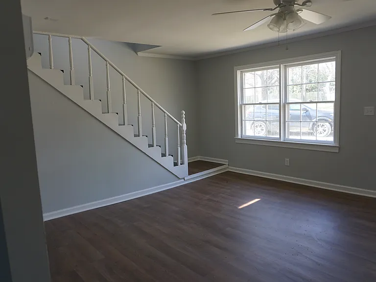 1001 Park Ave #B — Photo 7