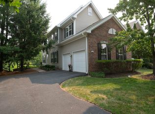 26 Heritage Hills Dr, Washington Crossing, PA