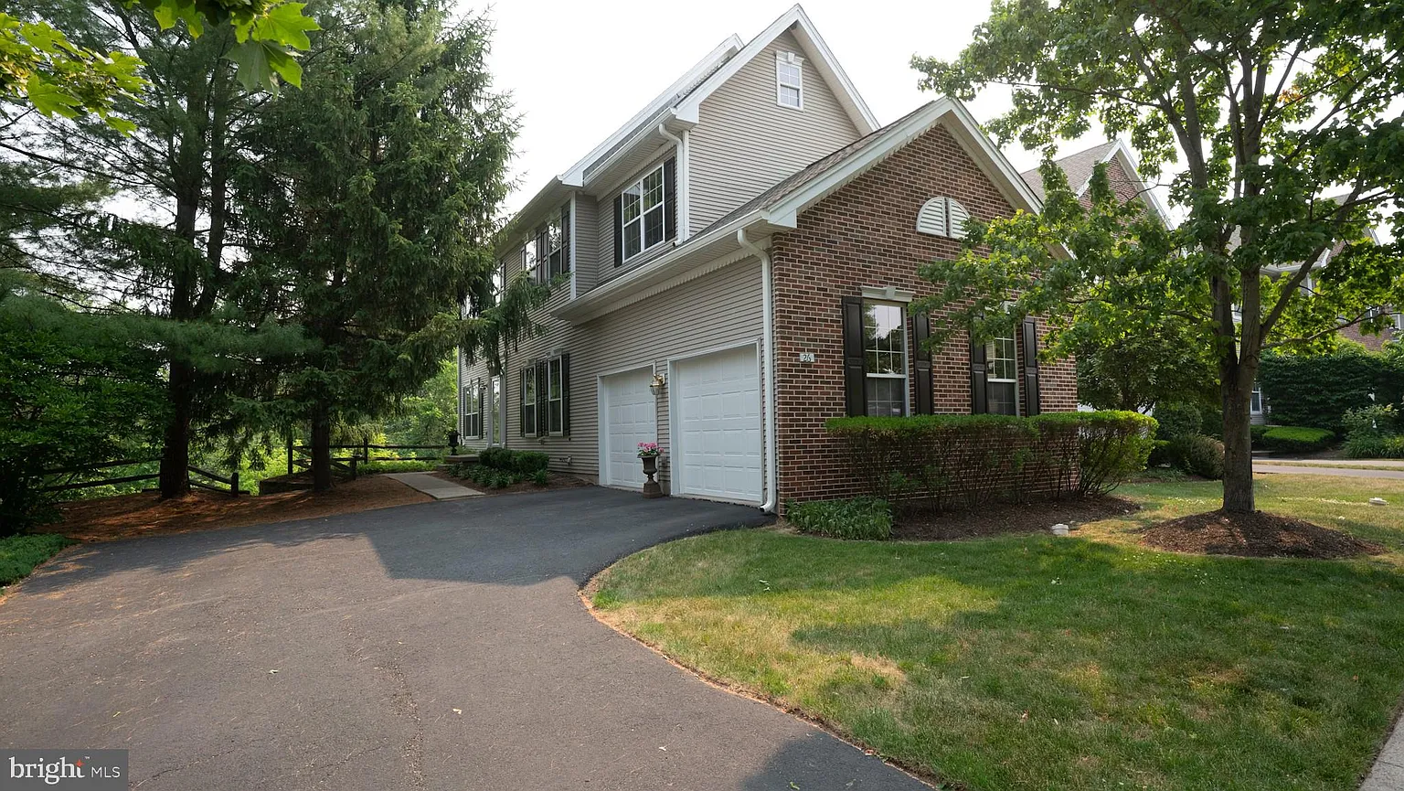 26 Heritage Hills Dr photo 1