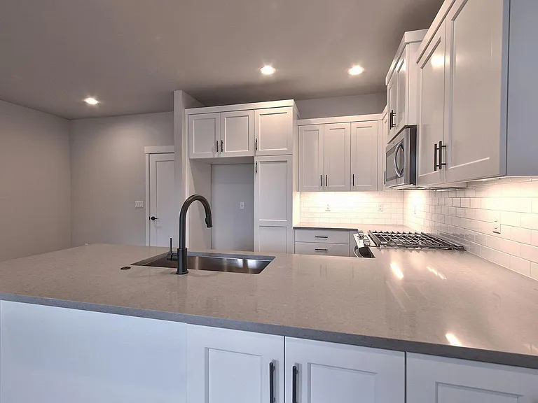 5443 SE Logan Ln — Photo 45