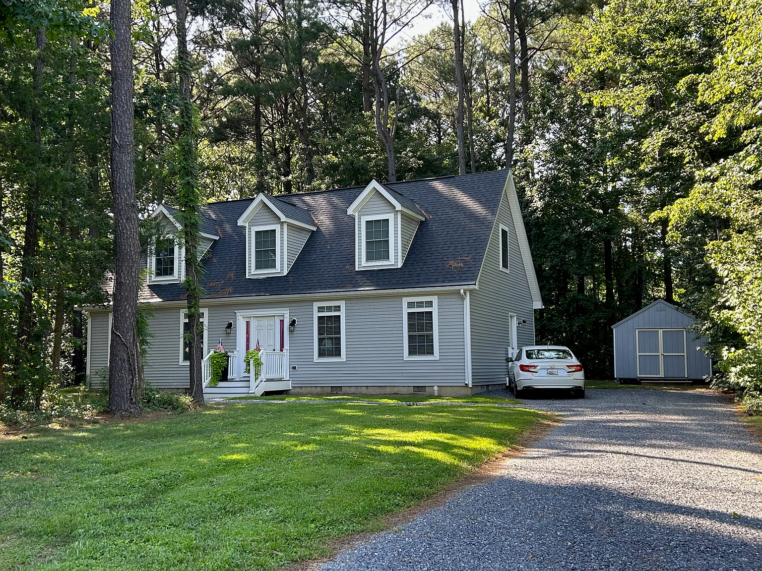 3 bed, 2.5 bath, 2016 sqft, $2,500 — Photo 1