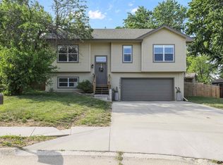 12996 Redman Cir, Omaha, NE 68164