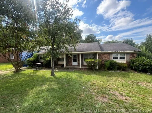 260 Murray Fork Dr, Fayetteville, NC 28314