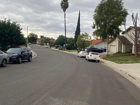 3rd image of 479 Vista Del Norte