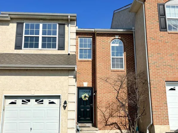 117 Stone Hill Dr, Pottstown, PA 19464