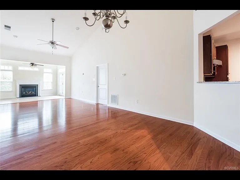 3104 Abruzzo Pl — Photo 4