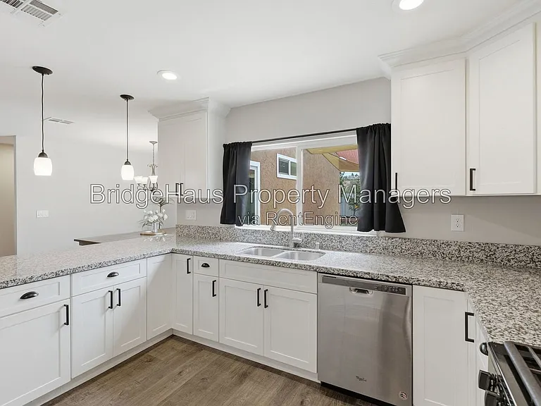 6379 Elsberry St — Photo 16